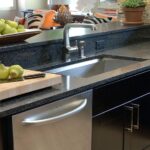 Choosing the right kitchen counter